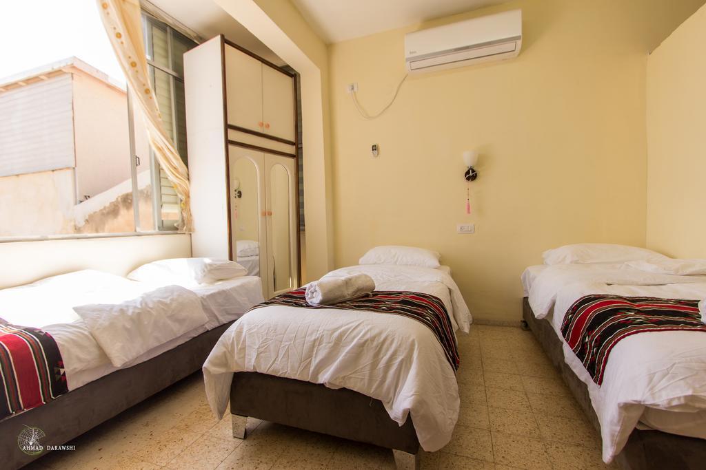 Daher Guest House นาซาเรธ ภายนอก รูปภาพ